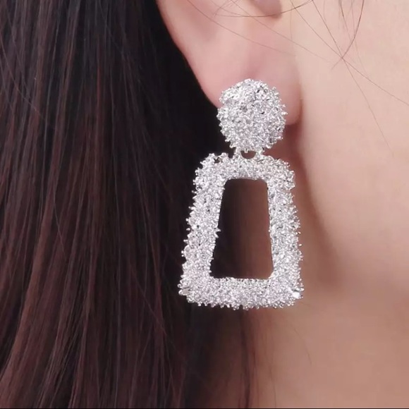 ⚜️[𝟯/$𝟭𝟴]⚜️Rose Gold Quad Textured Earrings NEW - Picture 4 of 12